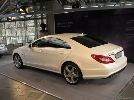 Mercedes-Benz CLS 350 3.5dm3 benzyna 218 G3S6M0 NZAAB402